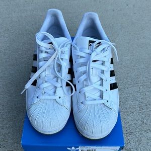 Boys Adidas Sneakers